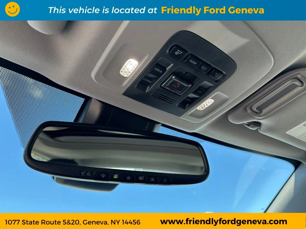 Used 2022 Midnight Black Metallic Toyota XLE image 18