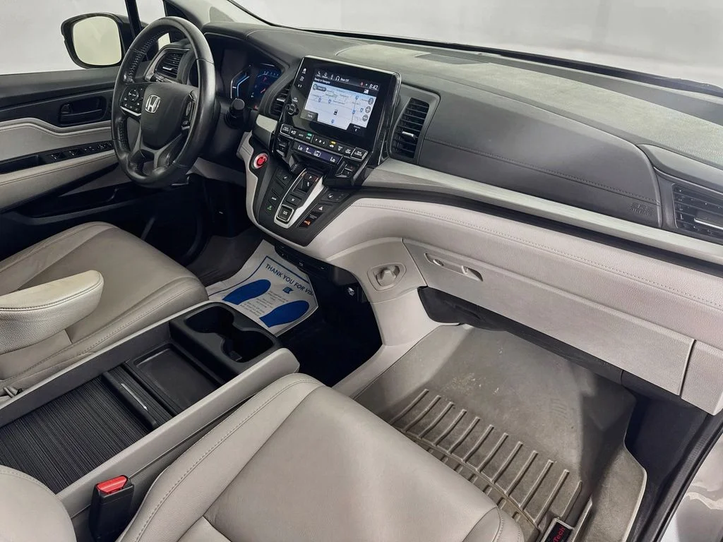 Certified Used 2019 Silver Honda EX-L image 41