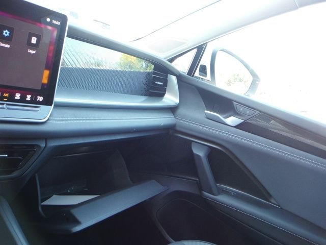 Certified Used 2026 White Volkswagen SE image 19