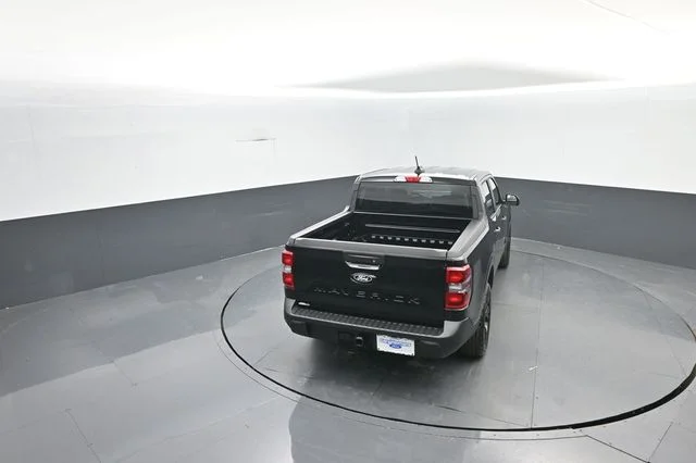New 2026 Shadow Black Ford XLT image 24