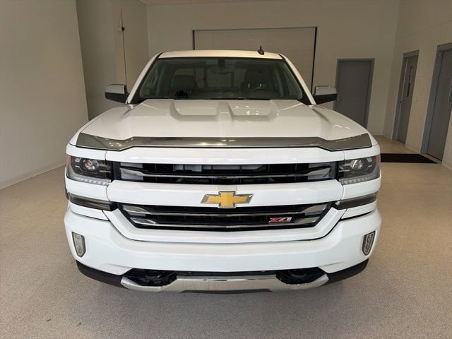 Used 2016 White Chevrolet LTZ image 2
