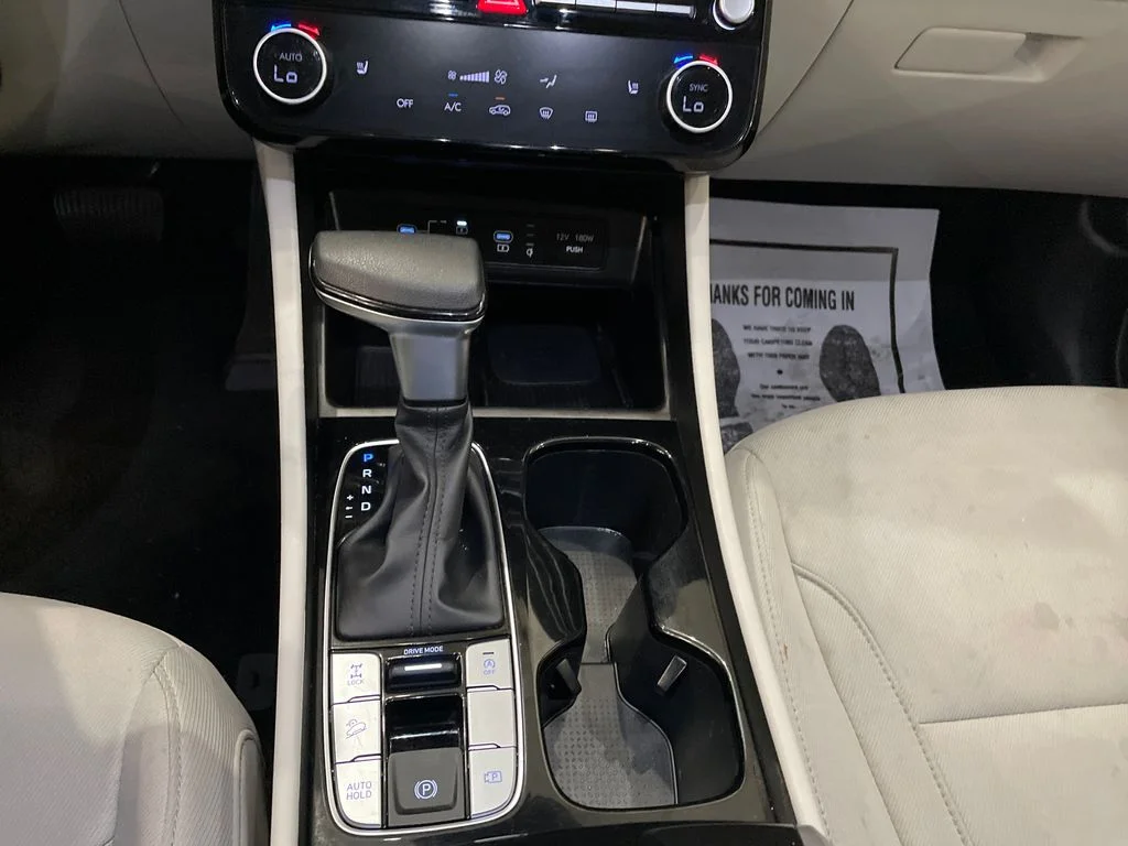 Used 2025 Shimmering Silver Hyundai SEL image 22