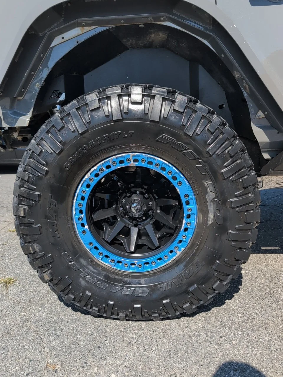 Used 2023 Gray Jeep Rubicon 4xe image 13