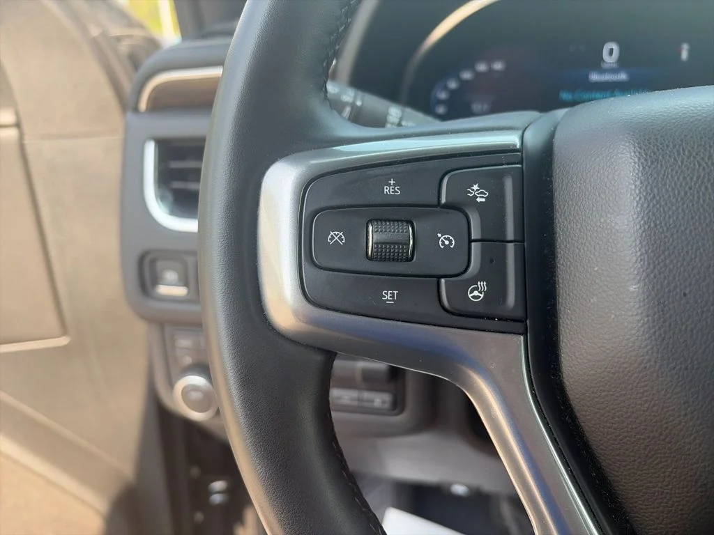 Used 2024 Black Chevrolet Premier image 30