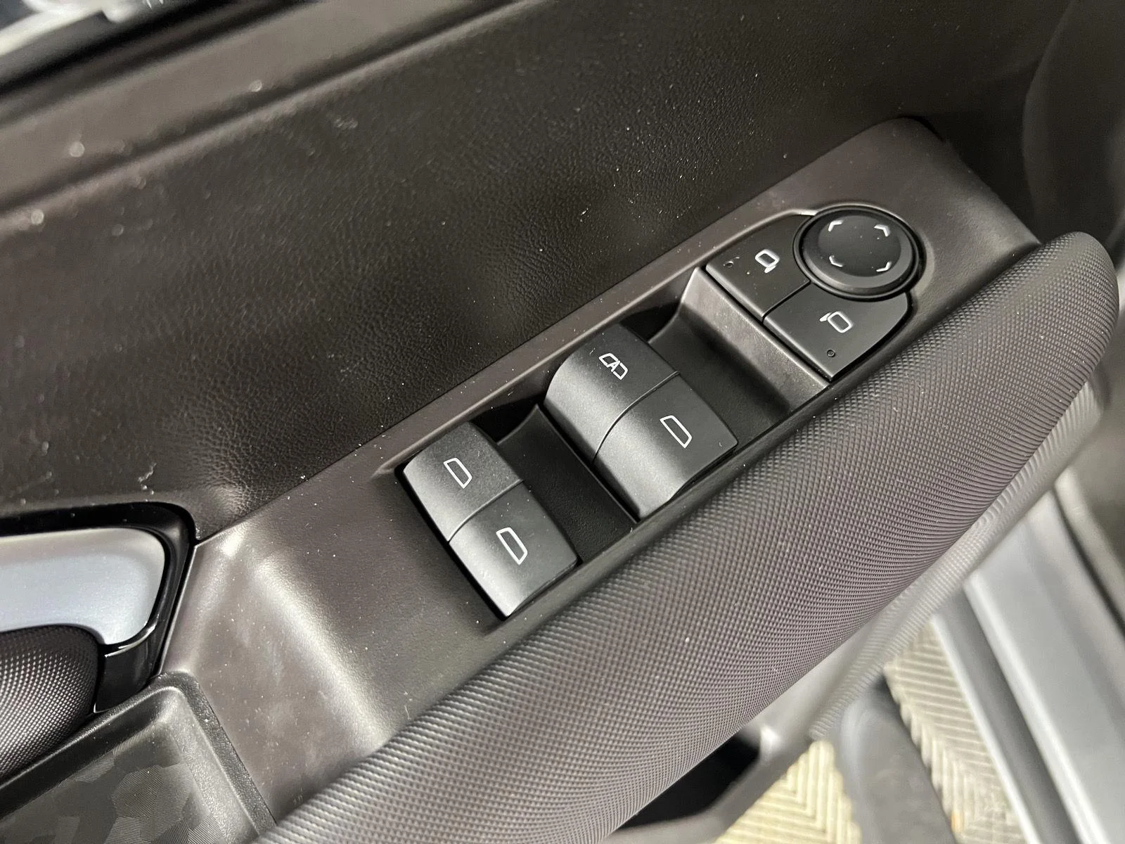 Used 2024 Sterling Gray Metallic Chevrolet Z71 image 20