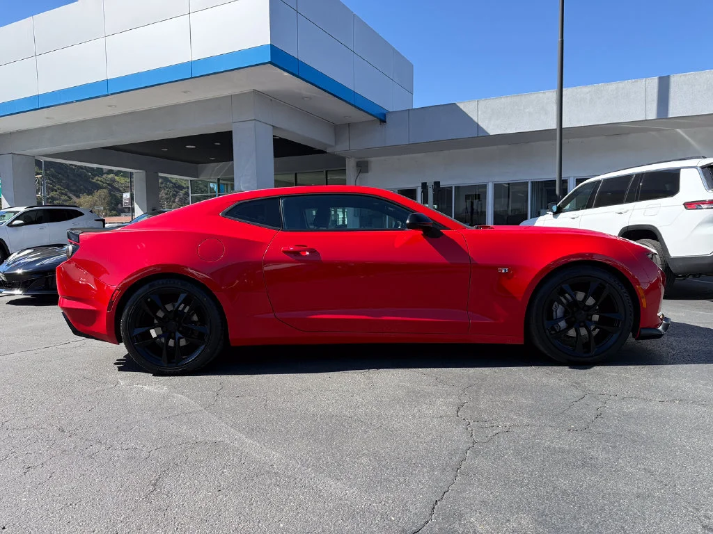 Used 2020 RED HOT Chevrolet 1LT image 6