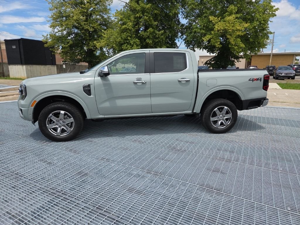 Used 2024 Cactus Ford Lariat image 2