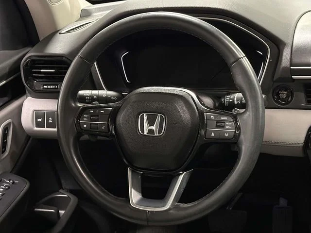 Certified Used 2023 Platinum White Pearl Honda AWD TRG image 20