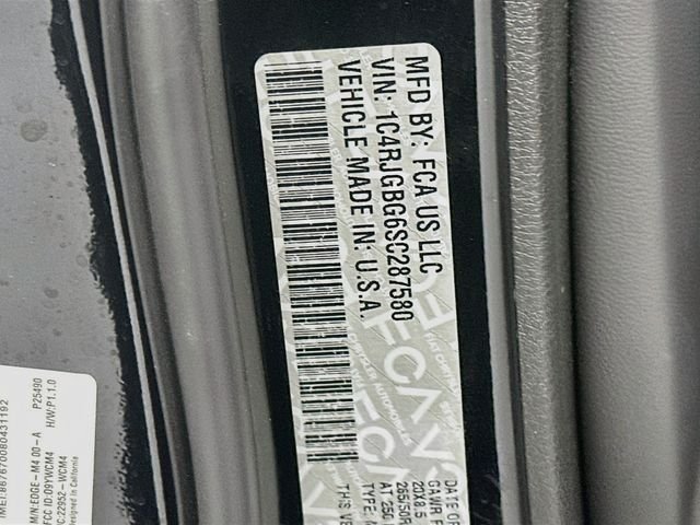 Used 2025 Black Jeep Limited image 31