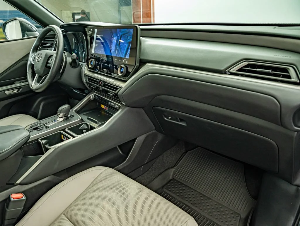2025 Lexus TX Premium - Photo 37