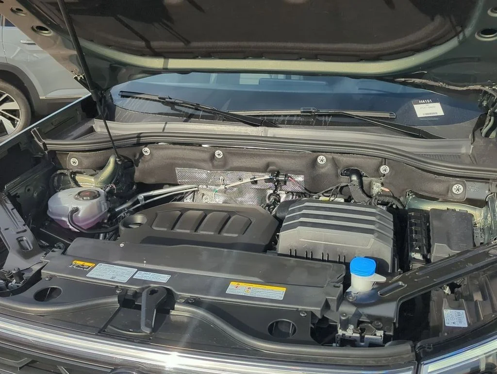 New 2026 Green Volkswagen 2.0T SEL image 28
