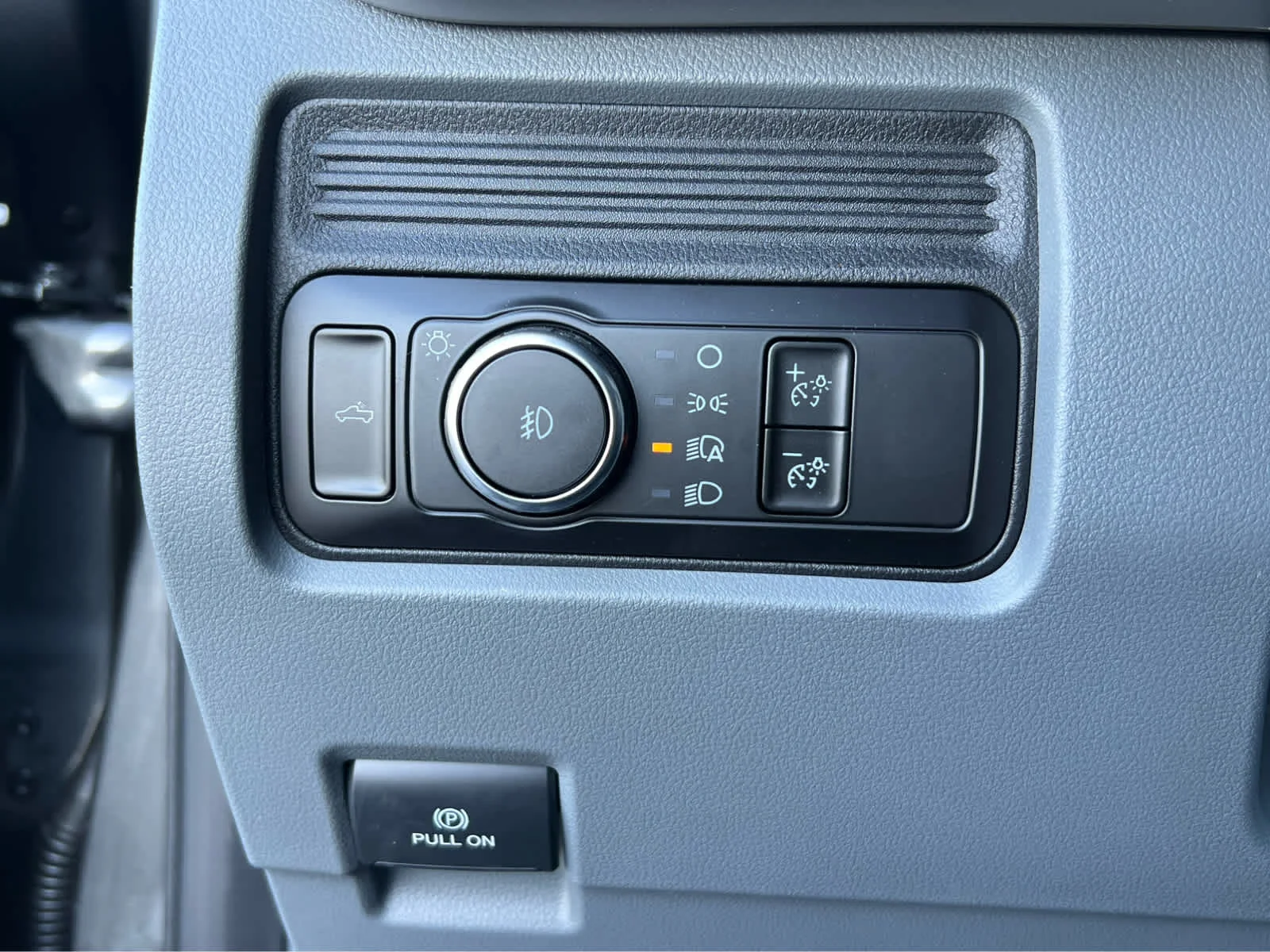 New 2026 Carbonized Gray Metallic Ford F-350® XL image 30