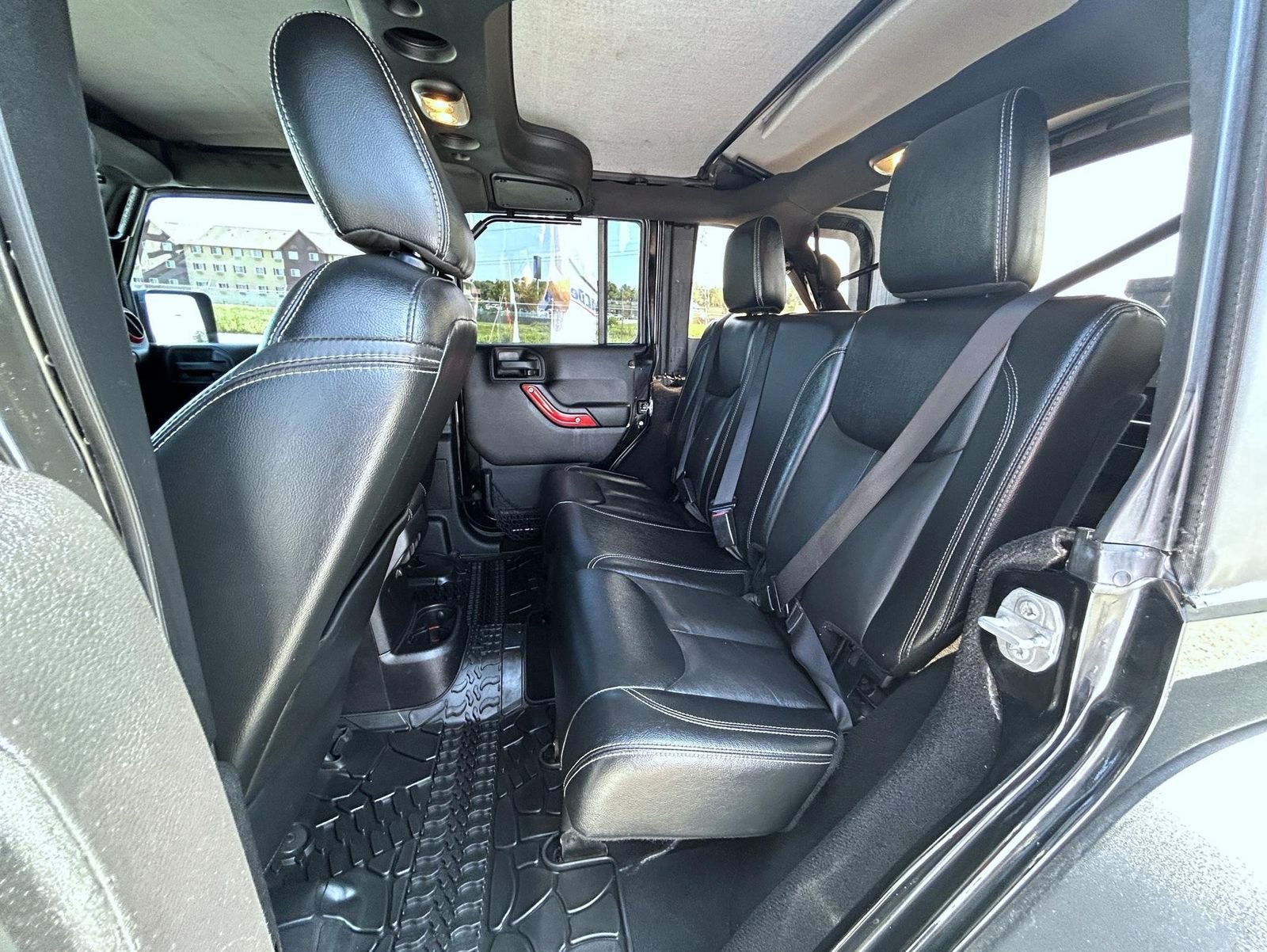 Used 2015 Black Jeep Unlimited Rubicon image 19
