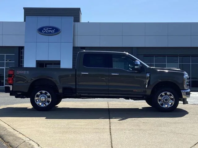 New 2026 Marsh Gray Ford King Ranch image 2