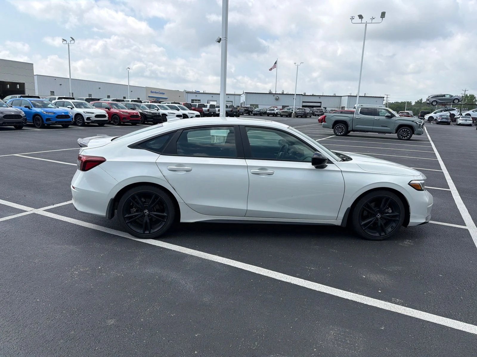 Used 2026 Platinum White Pearl Honda  image 7