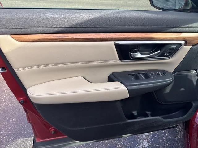 Used 2018 Red Honda EX-L image 10