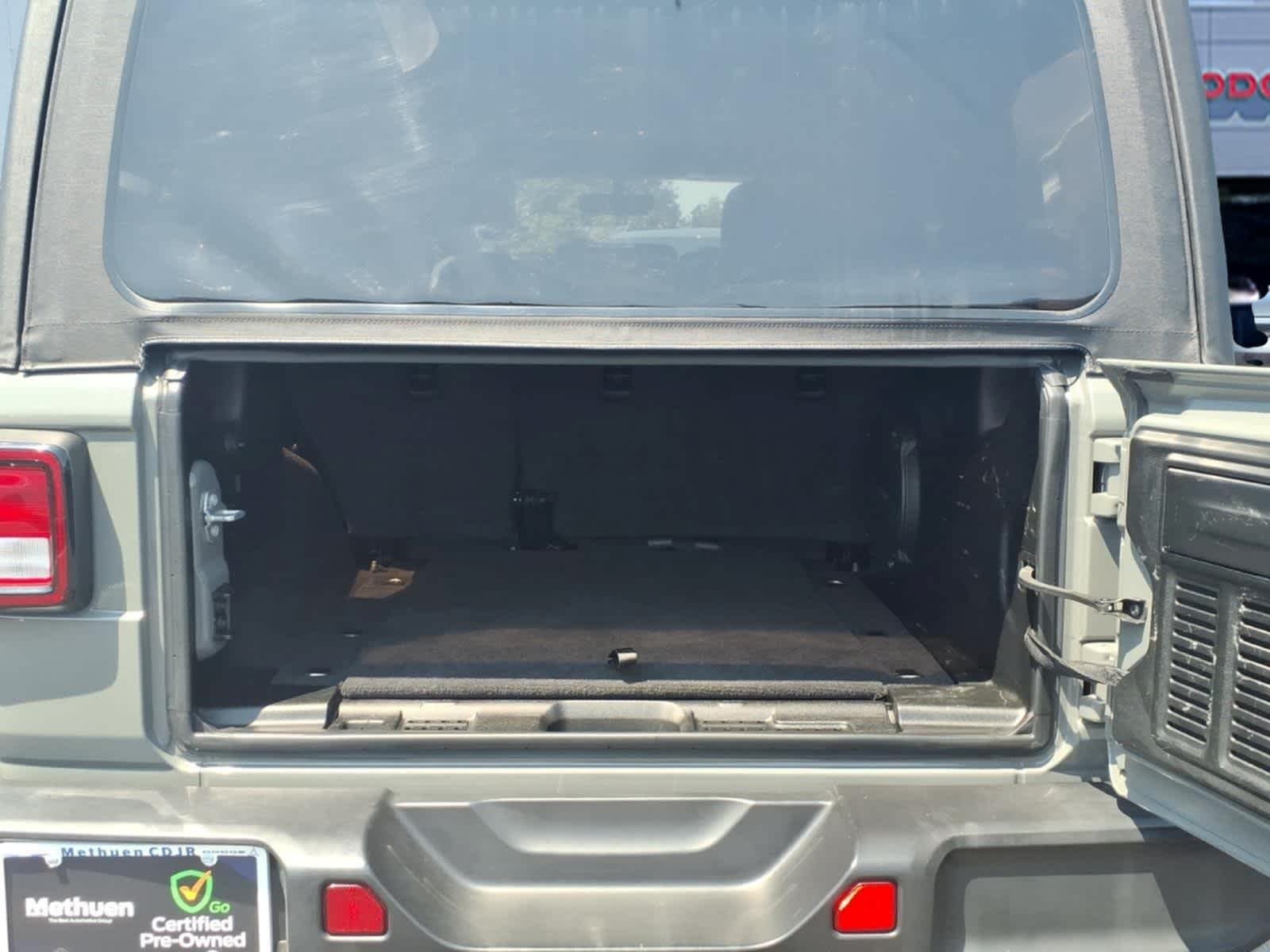 Used 2021 Sting-Gray Clearcoat Jeep Unlimited Rubicon image 6