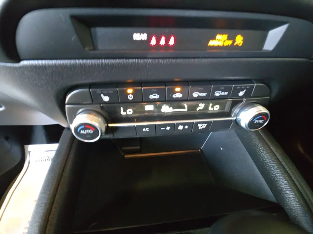 Used 2021 White Mazda Touring image 17