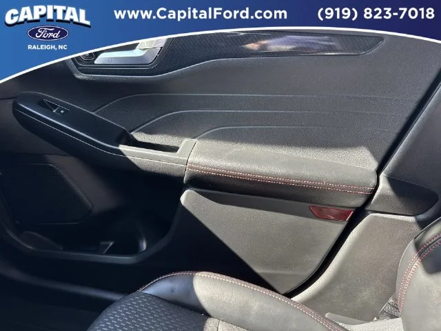 Used 2025 Gray Ford ST-Line image 28