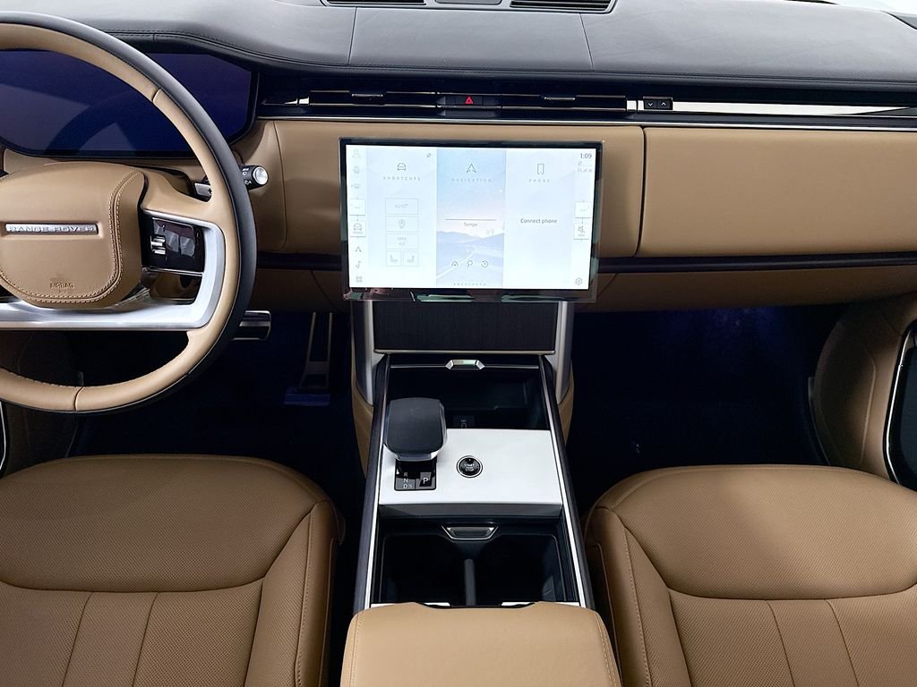 New 2026 Obsidian Black Satin Land Rover SE image 14