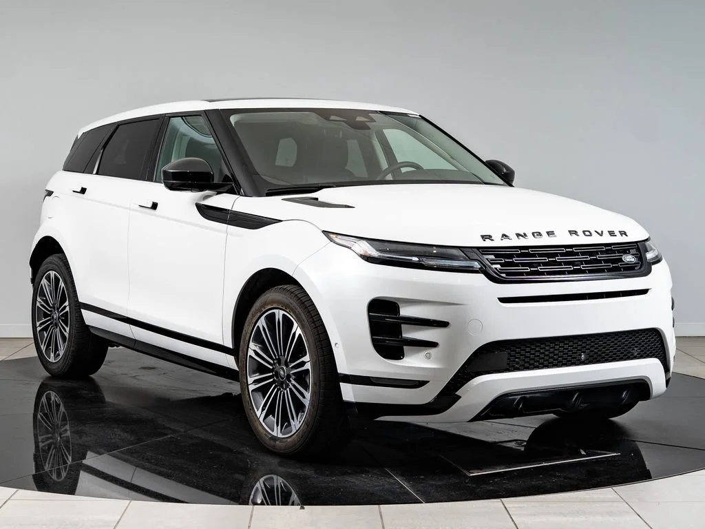 Used 2025 Ostuni Pearl White Metallic Land Rover Dynamic image 12