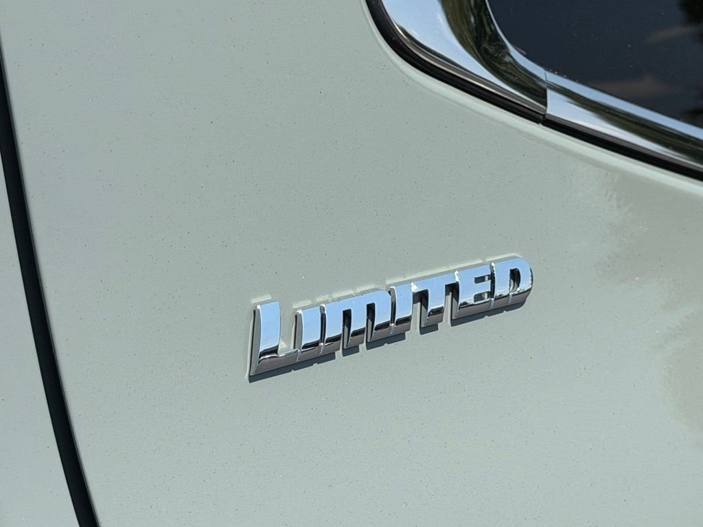 Certified Used 2026  Toyota Limited image 14