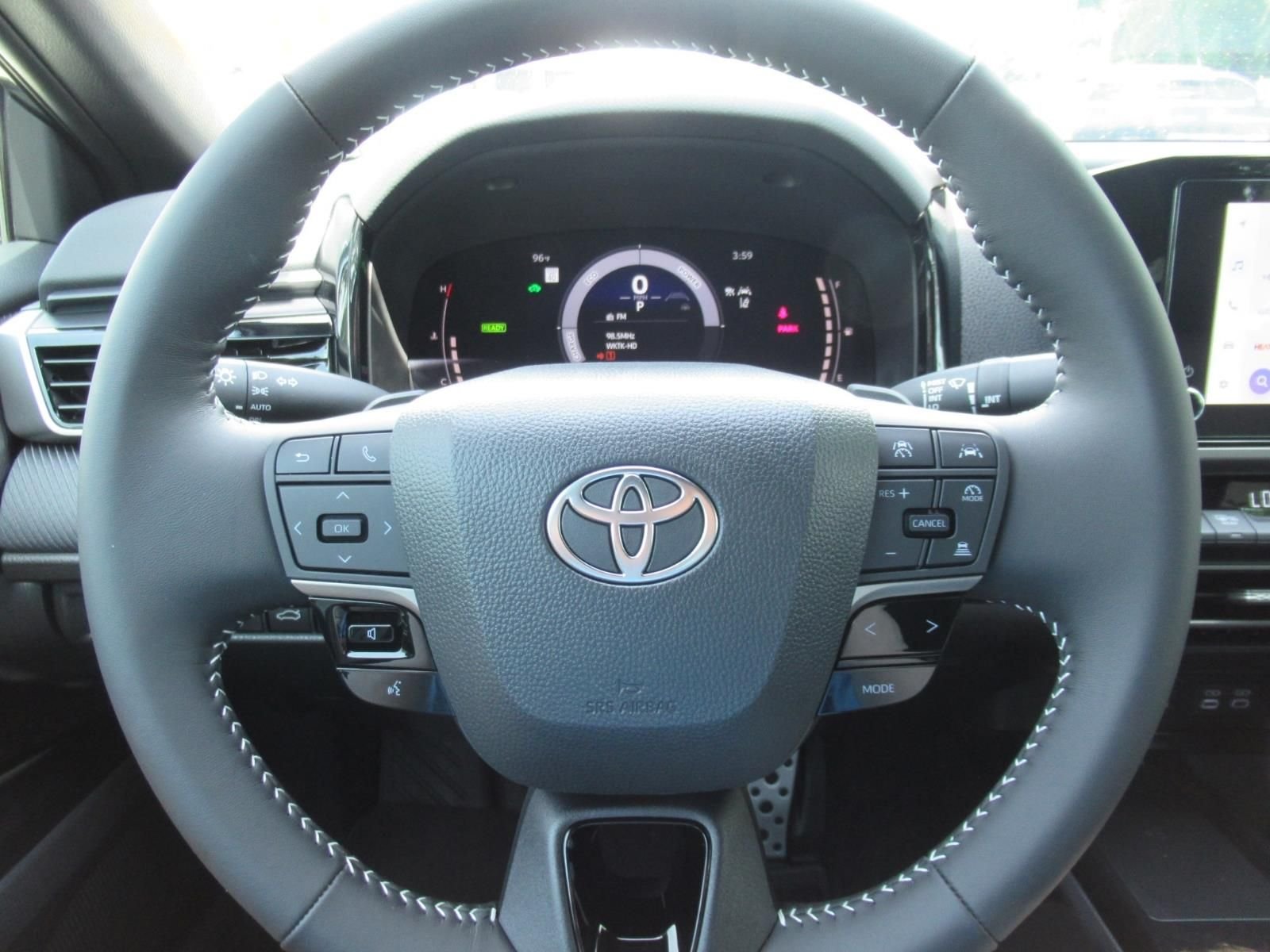 Used 2026  Toyota SE image 23