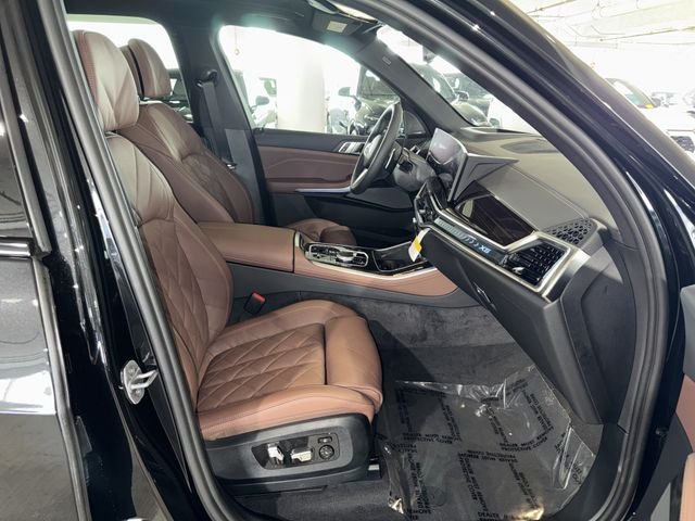 New 2026 Black Sapphire Metallic BMW xDrive50e image 9