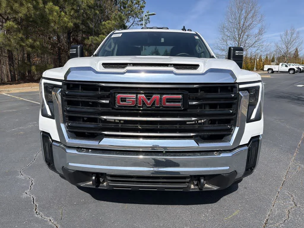 New 2026 Summit White GMC Pro image 2