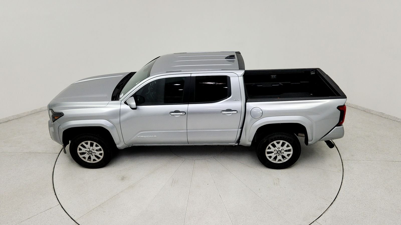 Used 2026 Silver Toyota SR5 image 17