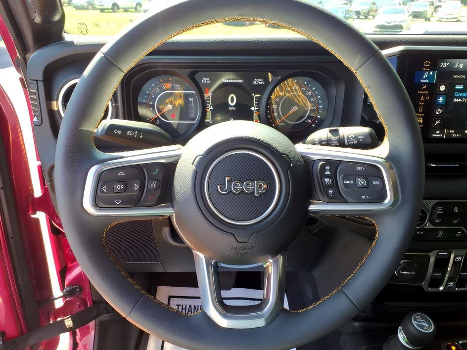 Used 2024 Limited Edition Tuscadero Pearlcoat Jeep Sahara image 27