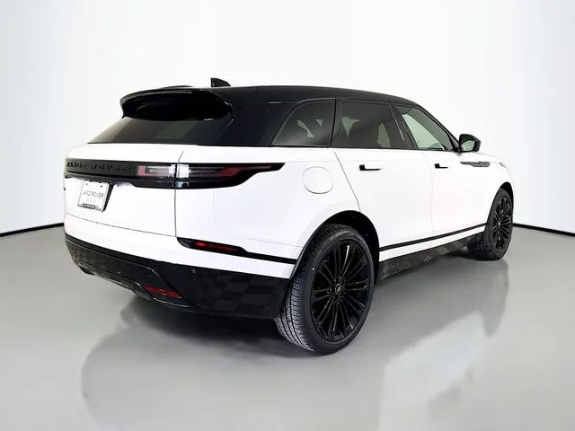 New 2026 Fuji White Land Rover Belgravia Edition image 5