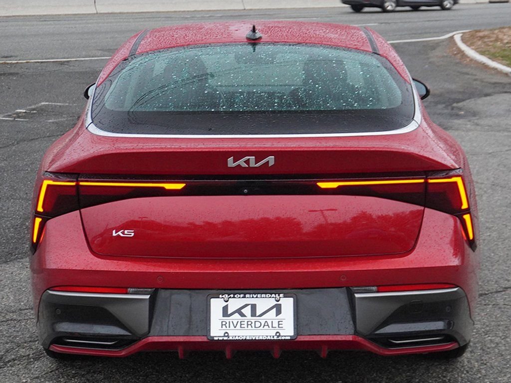 Used 2025 Red Kia LXS image 11
