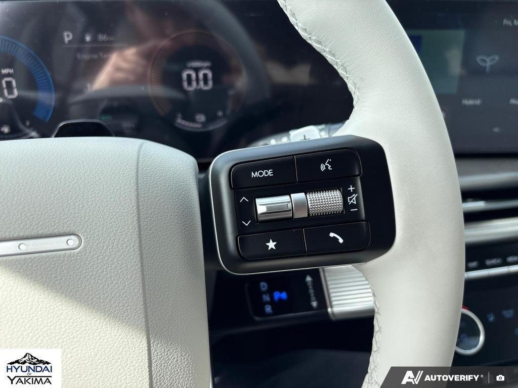 New 2026 Shimmering Silver Hyundai SEL image 16