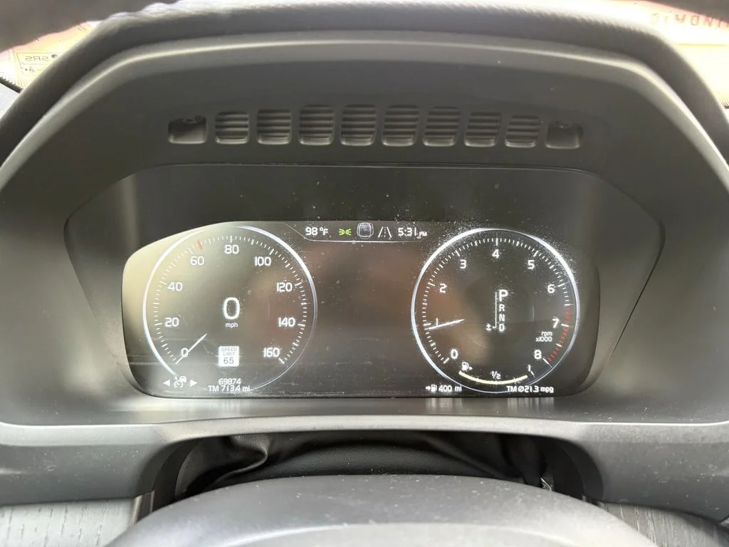 Used 2020 Crystal White Volvo T5 Momentum image 18