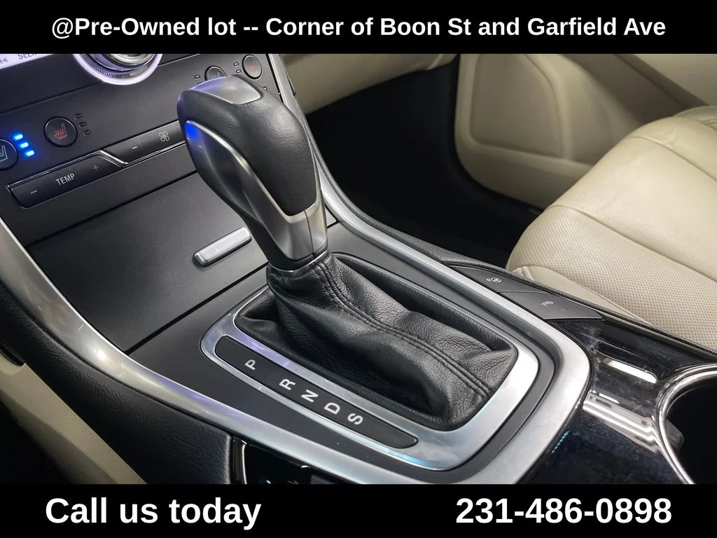 Used 2018 Red Ford Titanium image 27