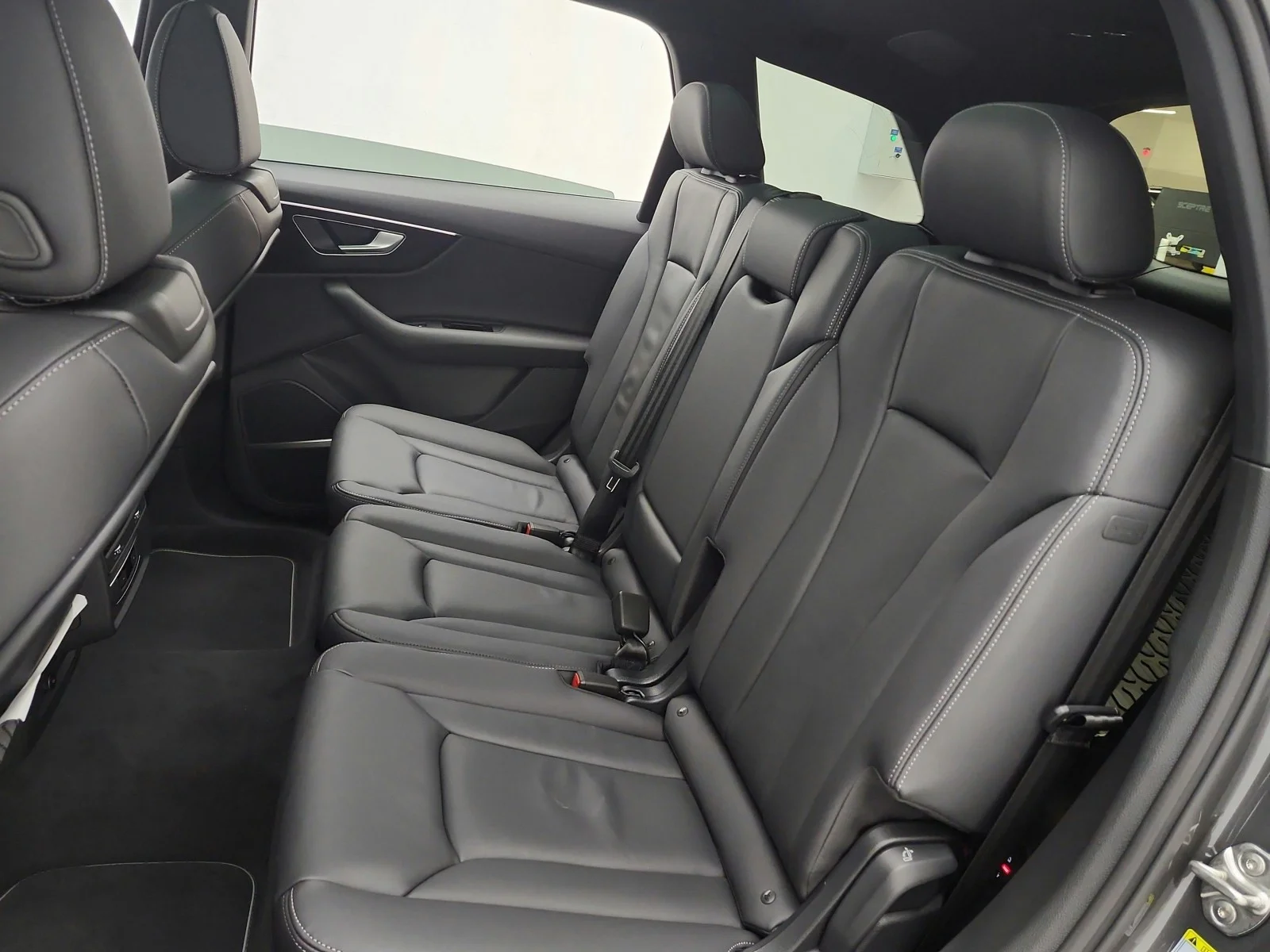 2026 Audi Q7 Premium - Photo 11