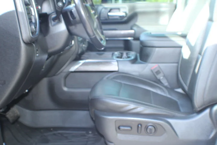 Used 2020 BLACK Chevrolet LTZ image 15