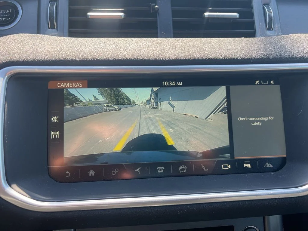 Used 2018 Gray Land Rover Landmark Edition image 10