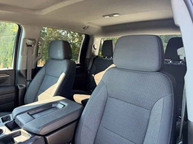 Used 2025 White Chevrolet LT image 23