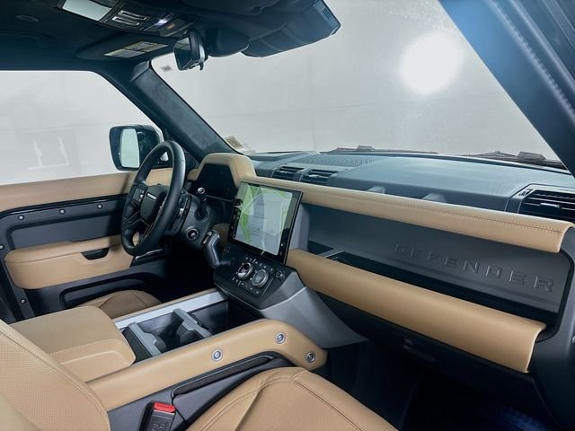 2026 Land Rover Defender V8 - Photo 30