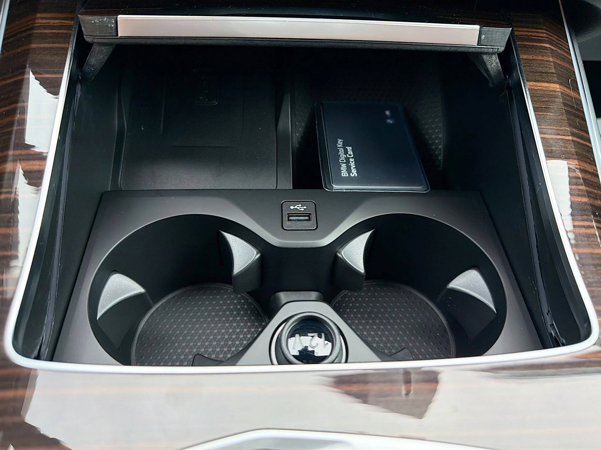 New 2026 Skyscraper Grey Metallic BMW xDrive40i image 31