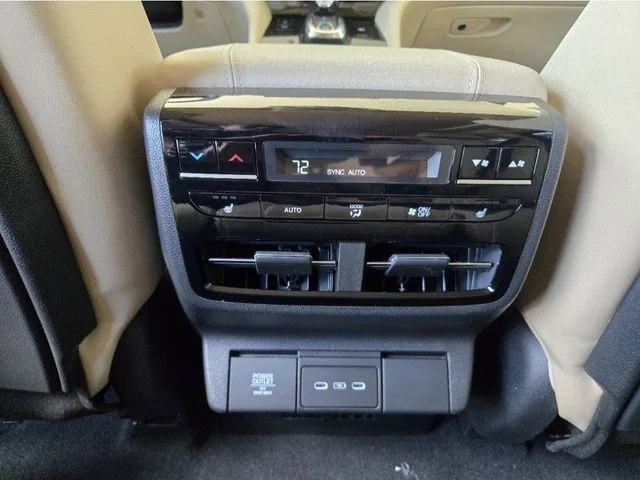 New 2026 Platinum White Pearl Acura w/Advance Package image 4