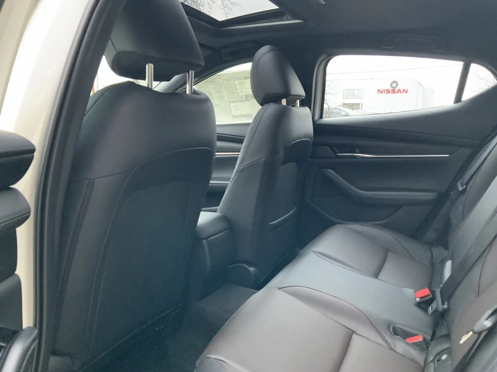 2026 Mazda Mazda3 Turbo Premium Plus - Photo 7