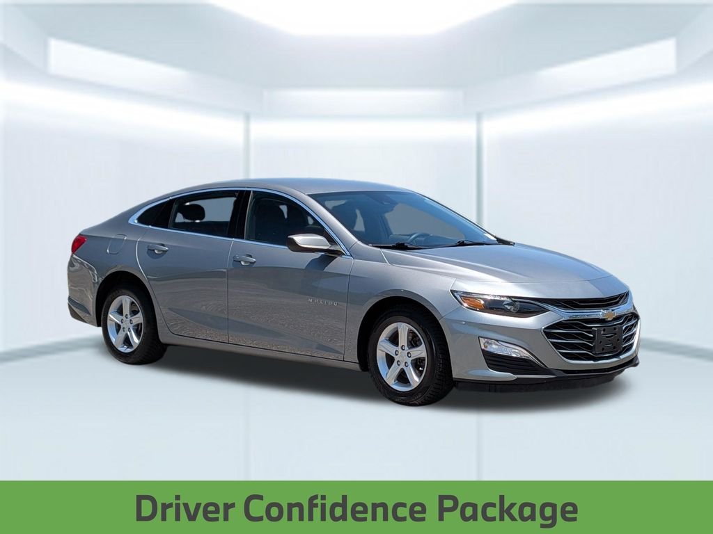 Used 2023 Gray Chevrolet LS image 10