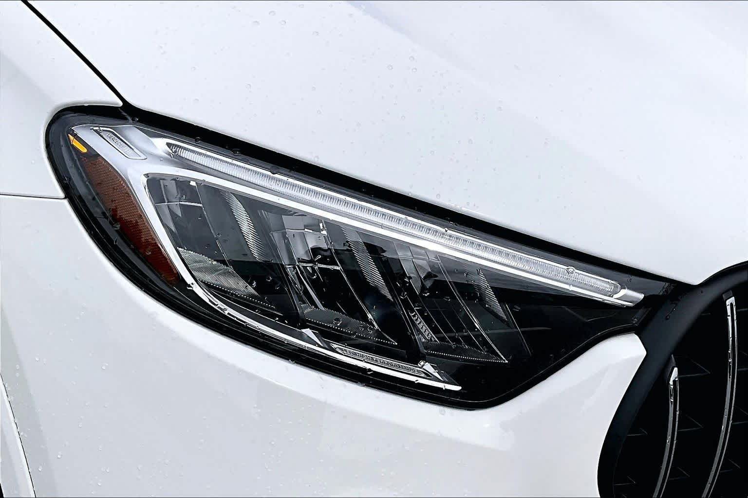 Used 2025 Polar White Mercedes-Benz AMG® GLC 43 image 28
