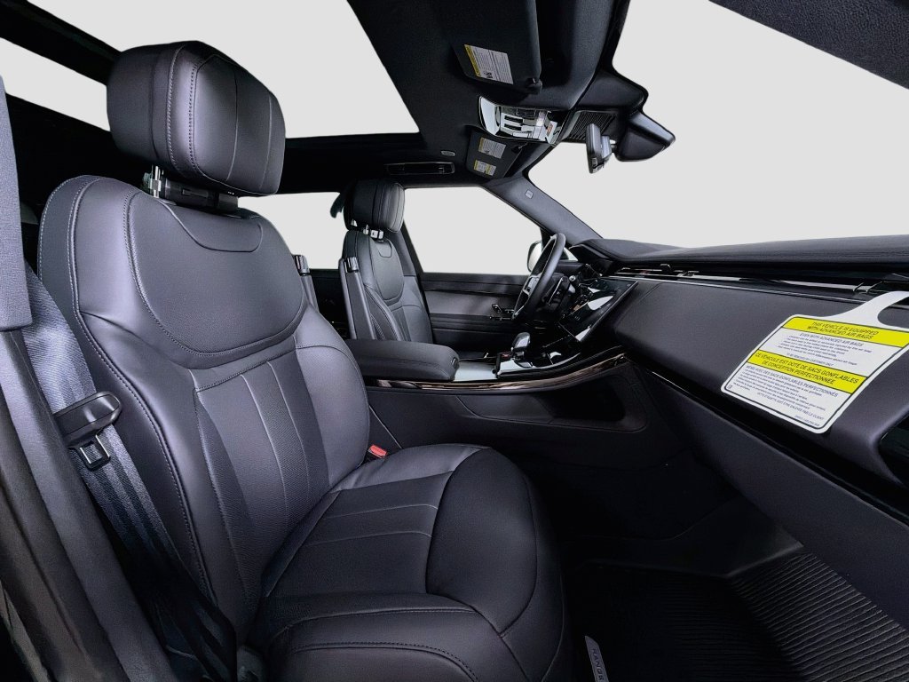 New 2027 Santorini Black Land Rover Dynamic SE P400 image 30