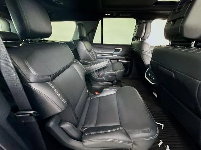New 2026 Space Silver Metallic Ford MAX Platinum® image 65