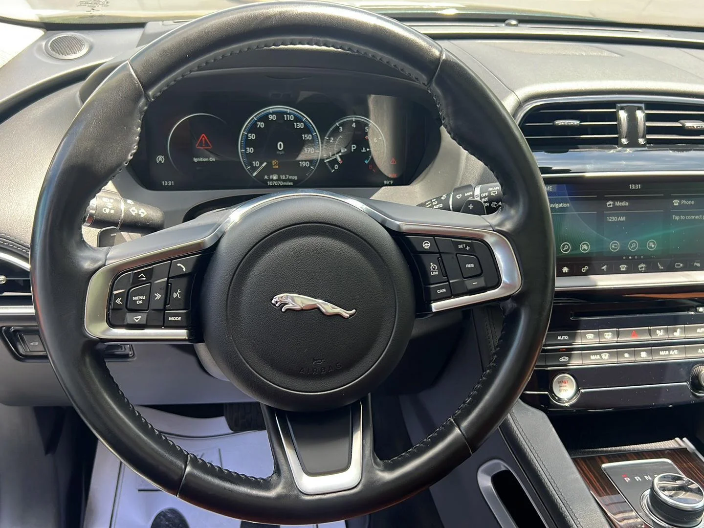Used 2018 Yulong White Metallic Jaguar 30t Portfolio image 11