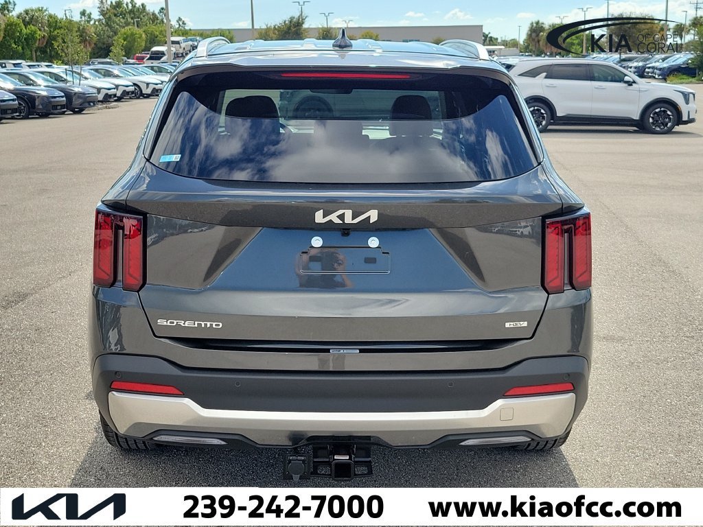 New 2026 Interstellar Gray Kia EX image 5
